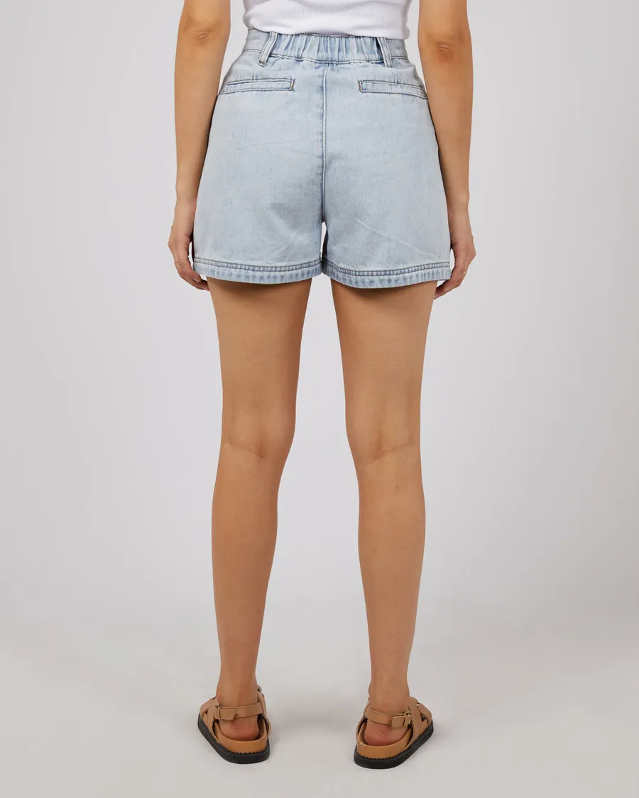 Alles über Eve Clothing Josie Short | Bleach