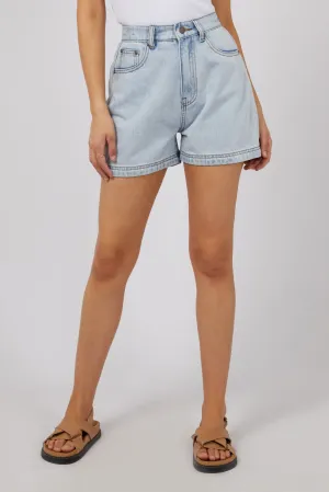 Alles über Eve Clothing Josie Short | Bleach