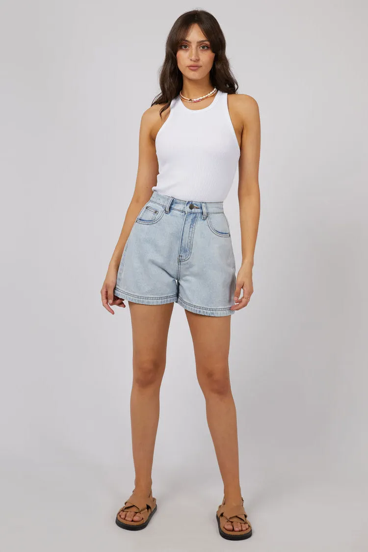 Alles über Eve Clothing Josie Short | Bleach