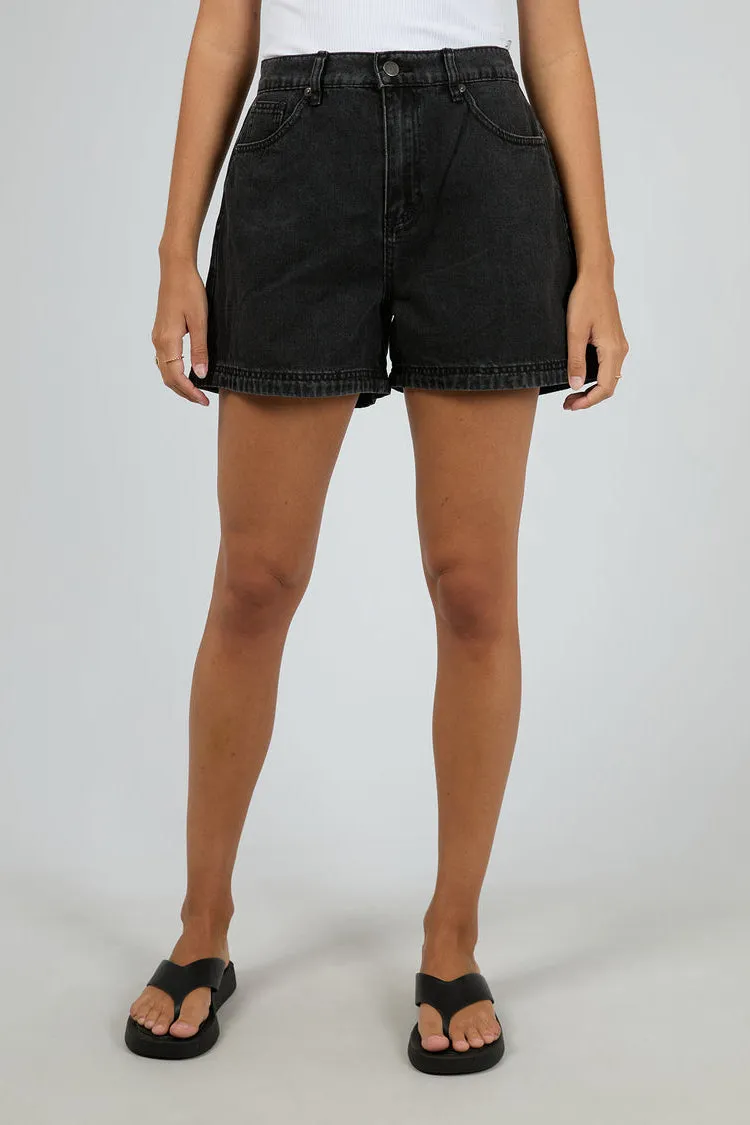 Alles über Eve Clothing Josie Short | Gewaschen Schwarz