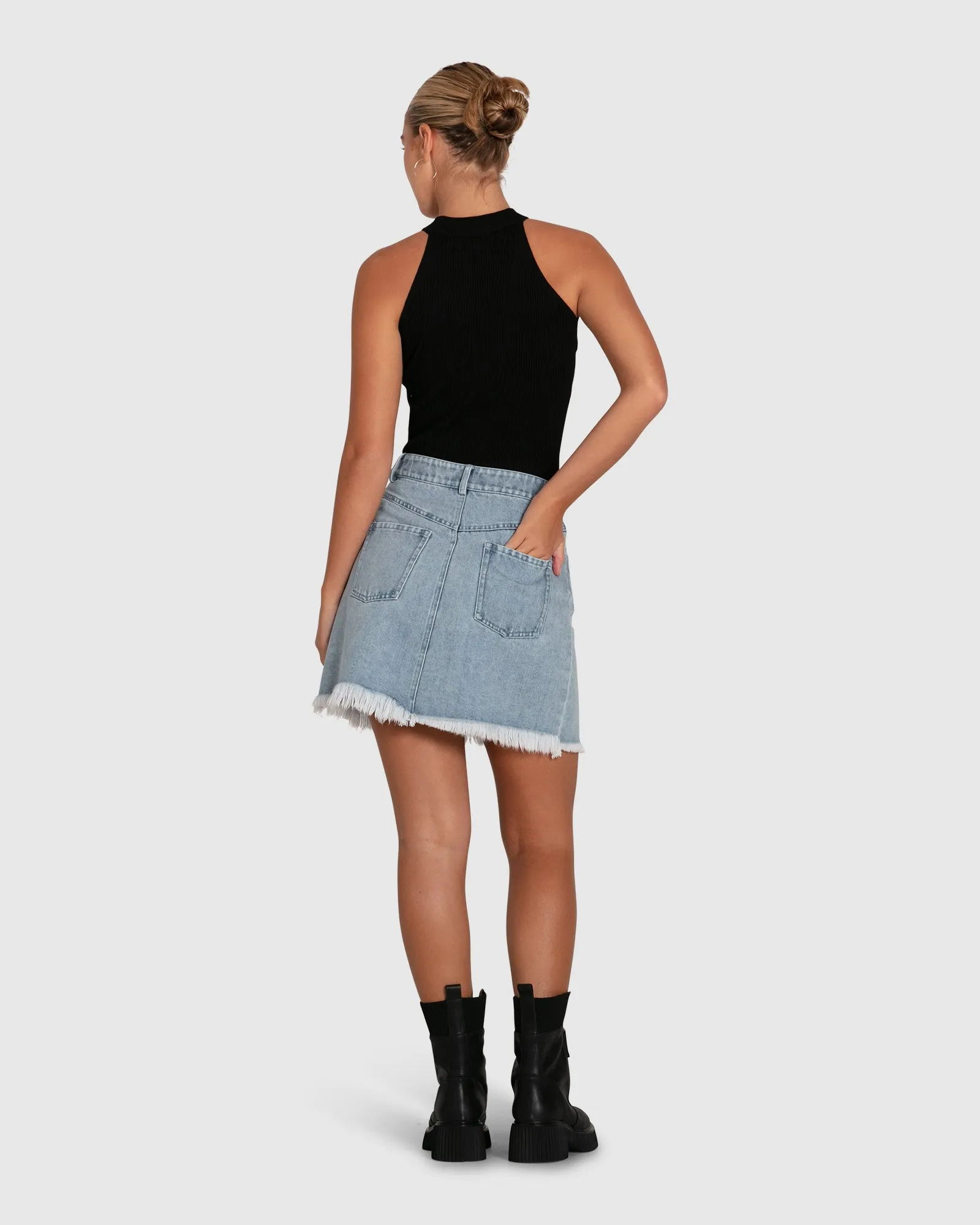 Back For Good Bodysuit mit hohem Ausschnitt - Schwarz
