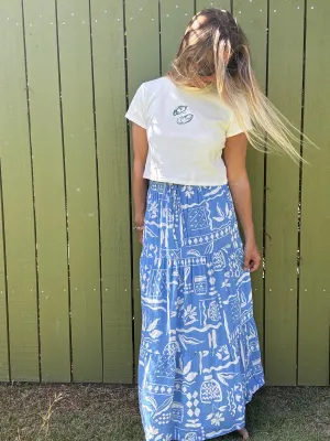 Boho in Blauem Midi-Rock