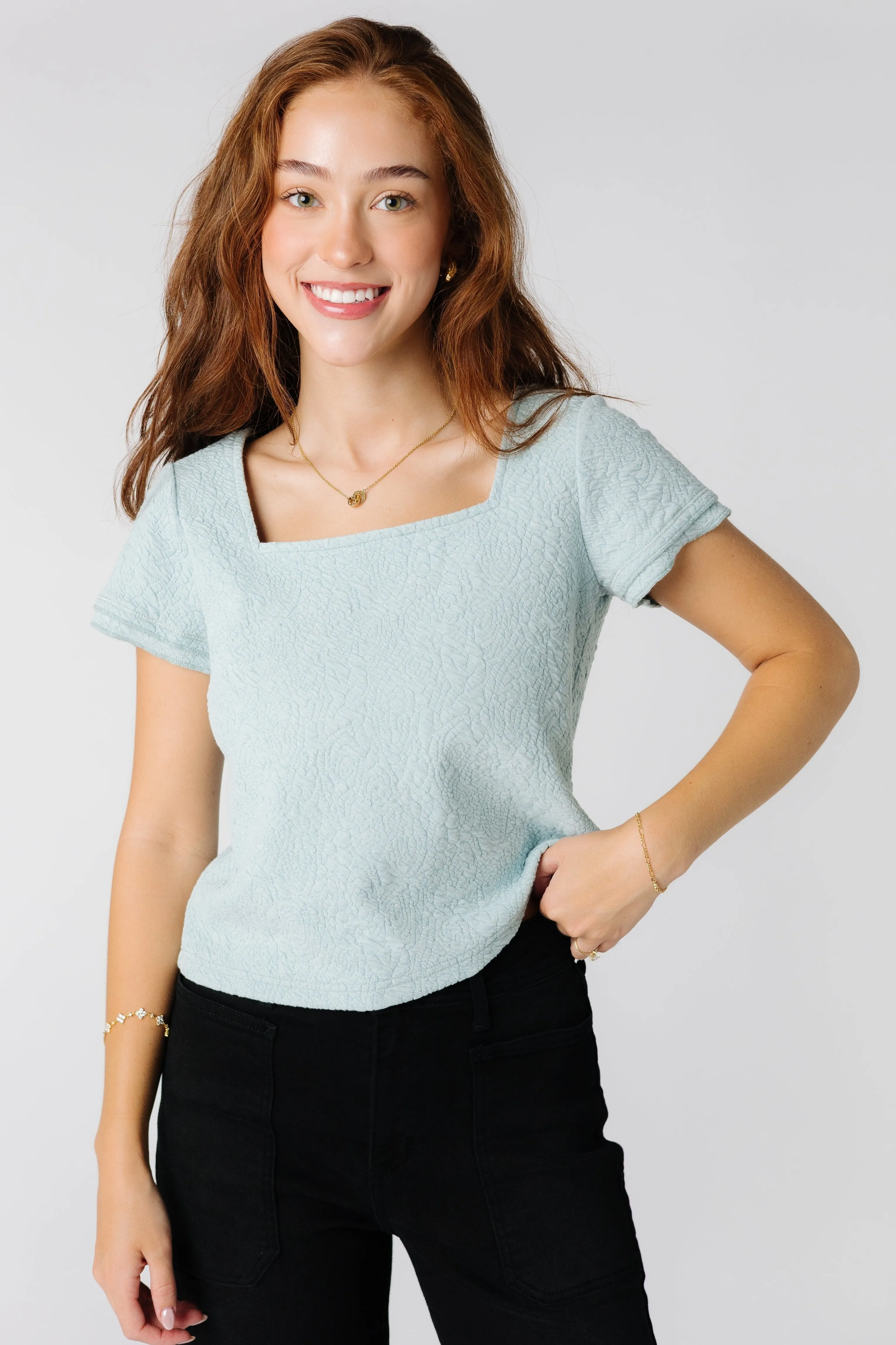 Brass & Roe Texturiertes Quadrat-Ausschnitt Top