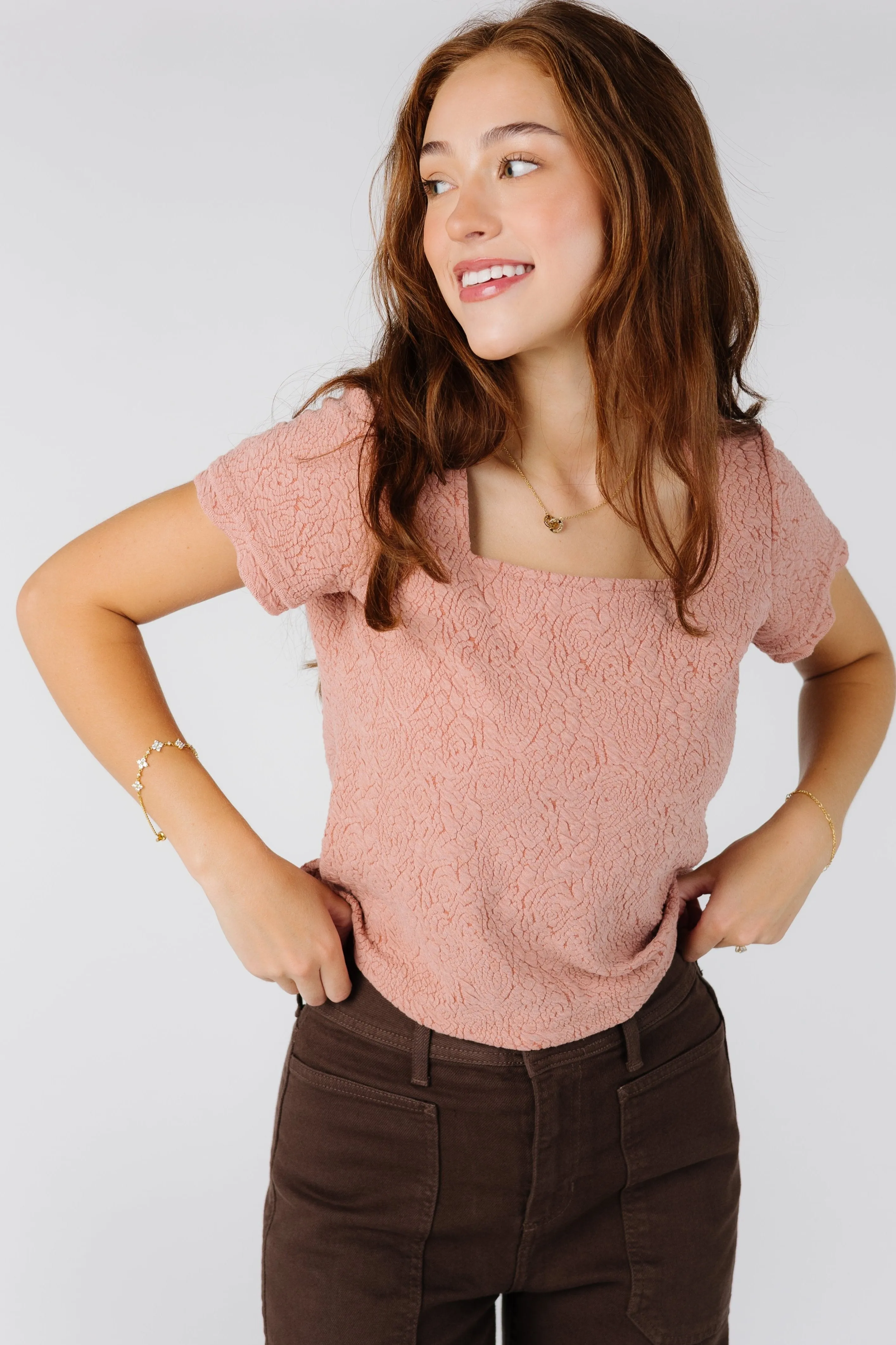 Brass & Roe Texturiertes Quadrat-Ausschnitt Top
