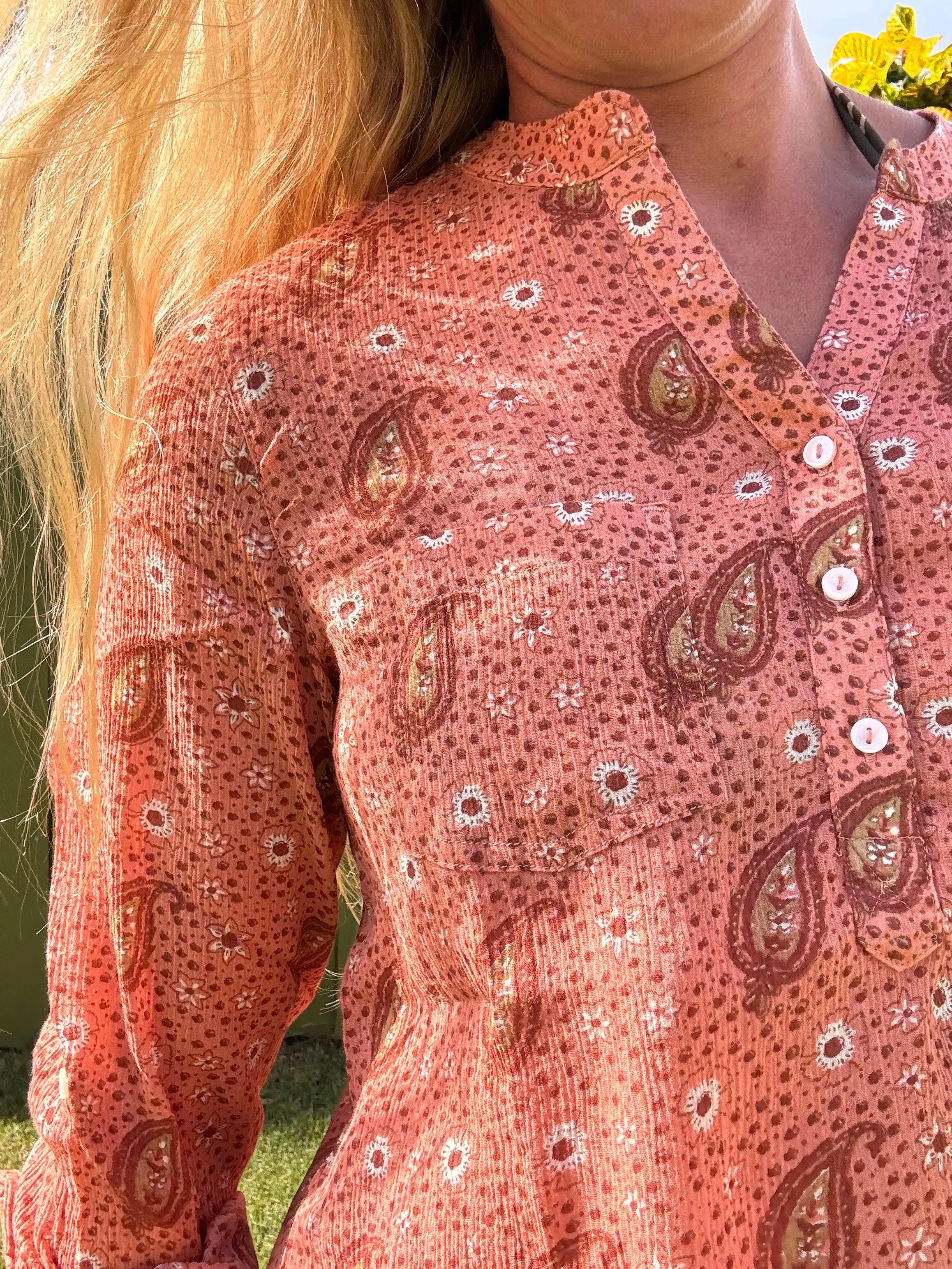 CARVE Dylan Gauze Hemd - Hell Henna Paisley