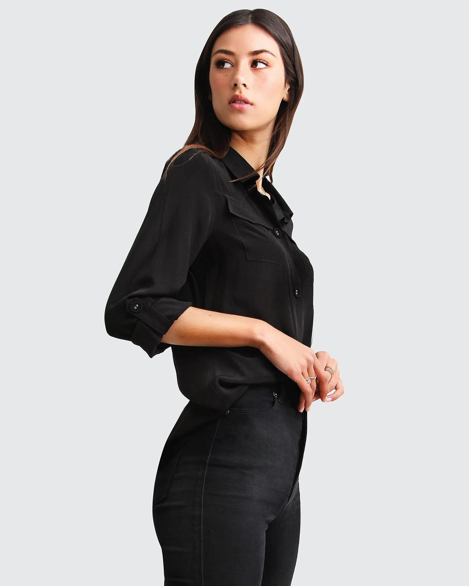 Eclipse Bluse mit aufgerollten Ärmeln - Schwarz