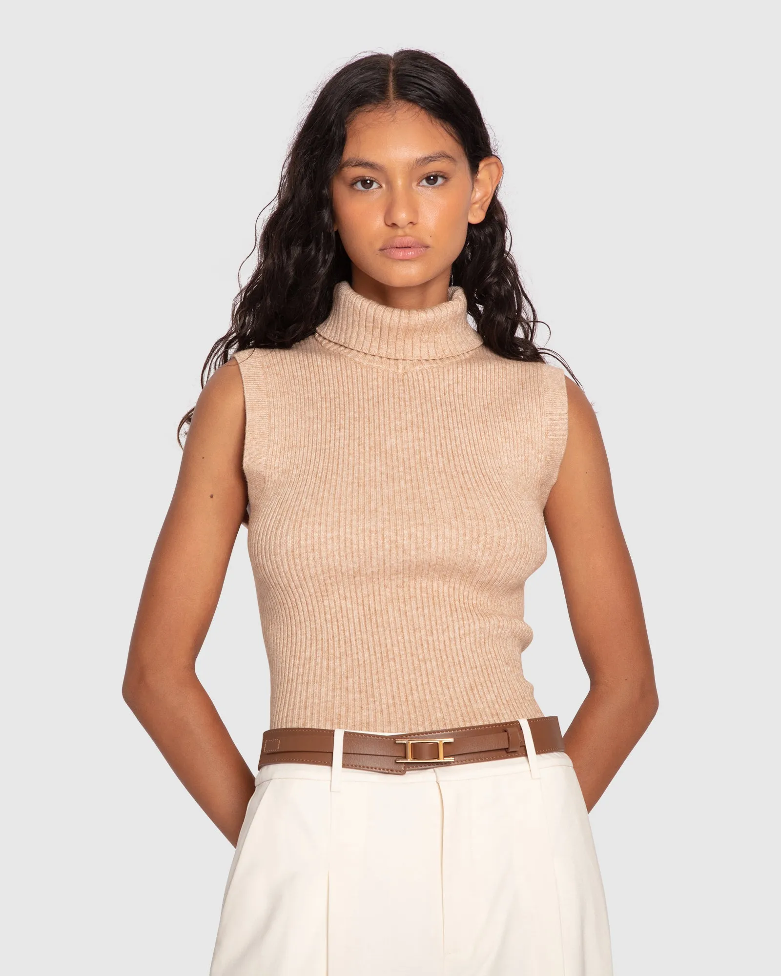 Equation Ärmelloser Rollkragenpullover - Kamel