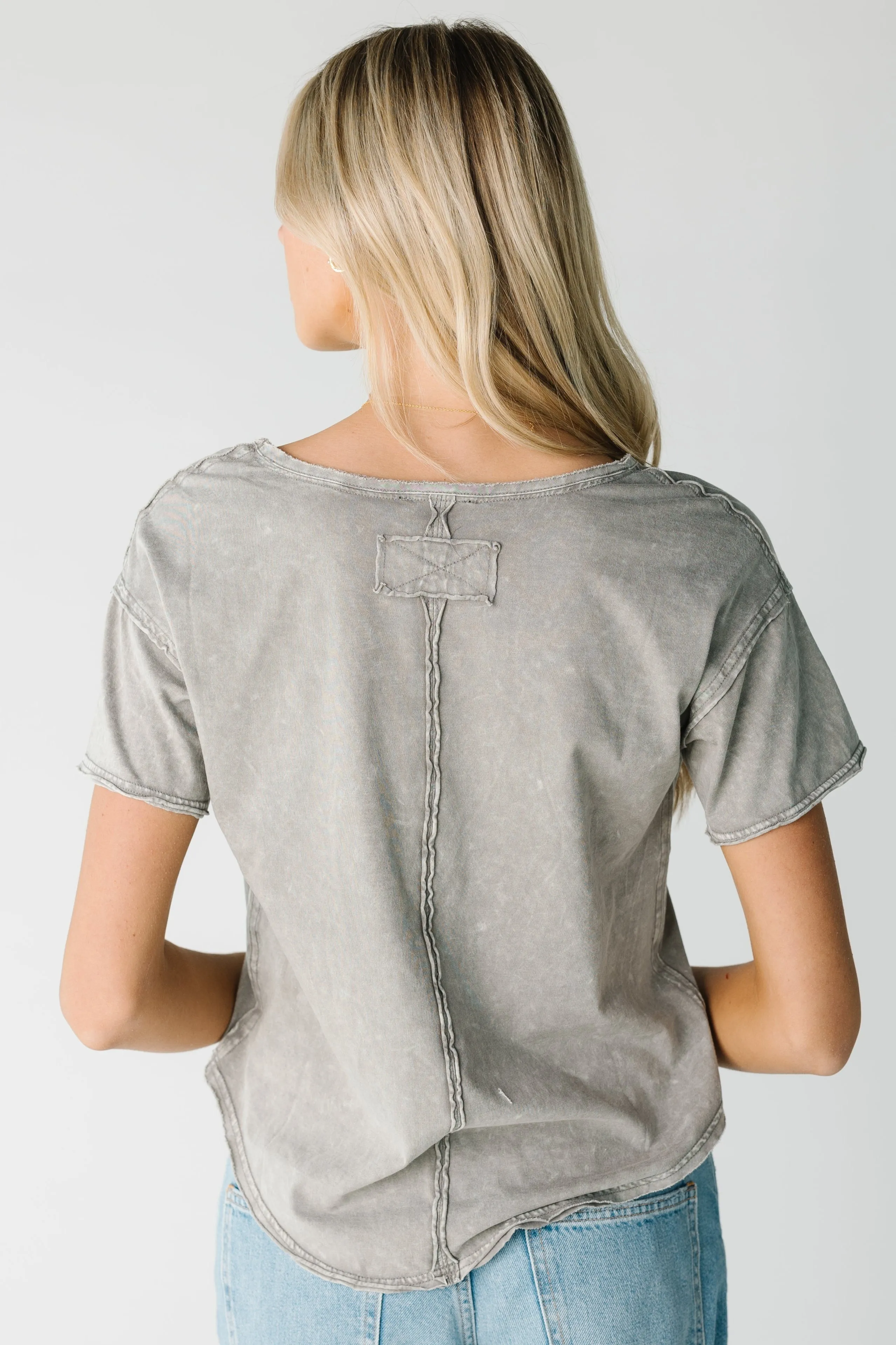 Freifallendes T-Shirt