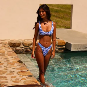 KULANI KINIS Bind Slim Scoop Bikini-Oberteil - Ocean Colada
