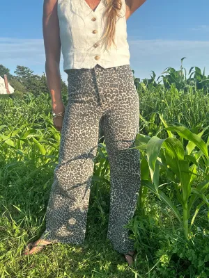 Leoparden Spielzeit Weitbeinige Hose