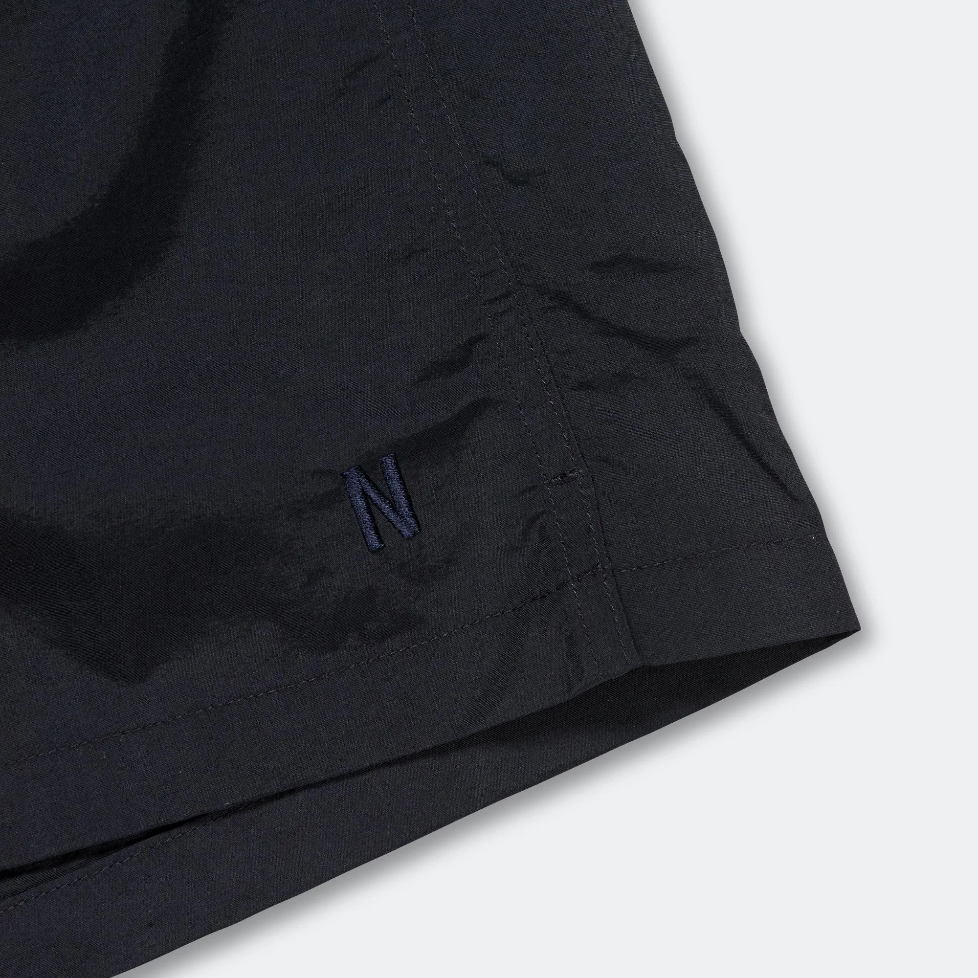 Norse Projects Kleidung Hauge Badeanzug aus recyceltem Nylon - Dunkelblau