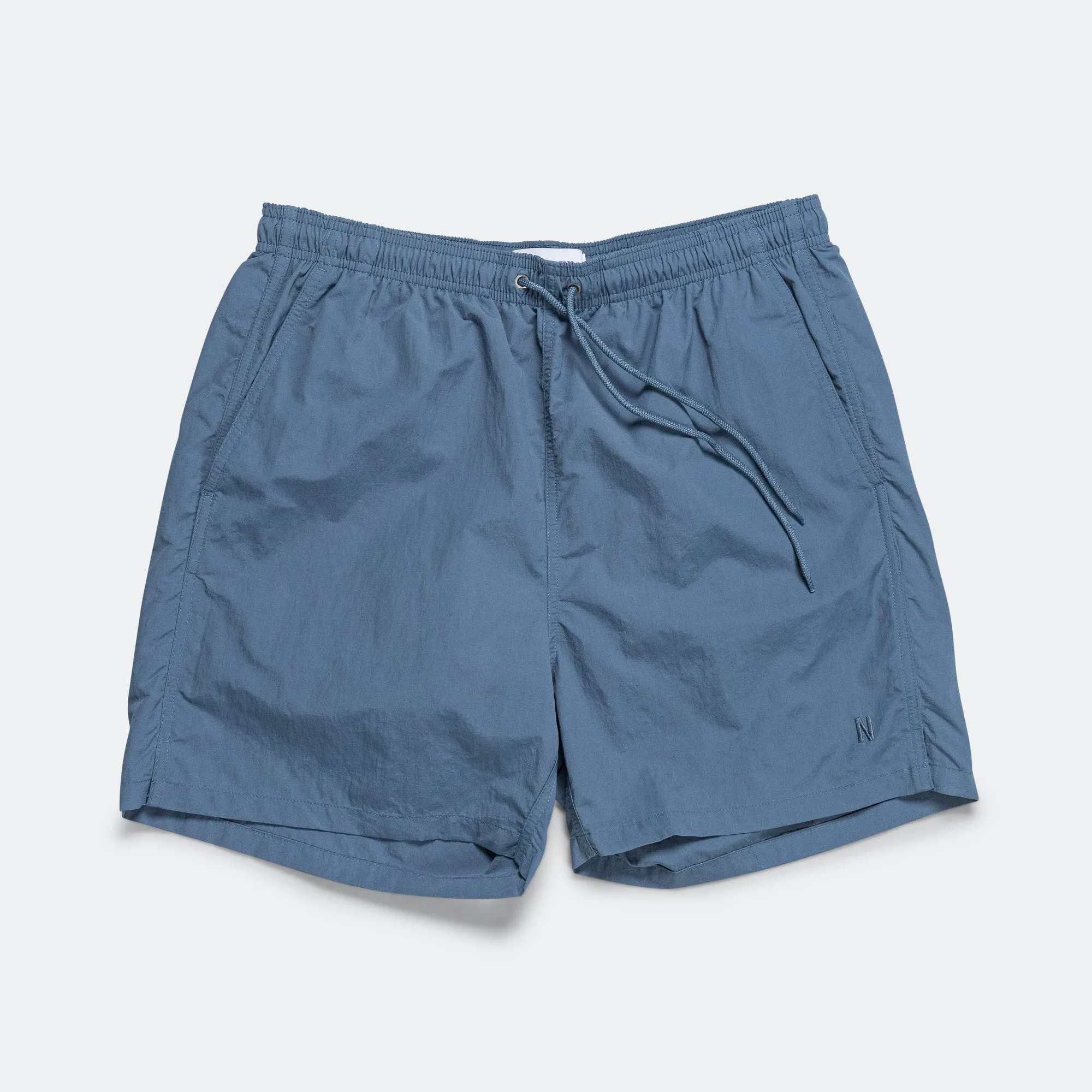Norse Projects Kleidung Hauge Badeanzug aus recyceltem Nylon - Nebelblau
