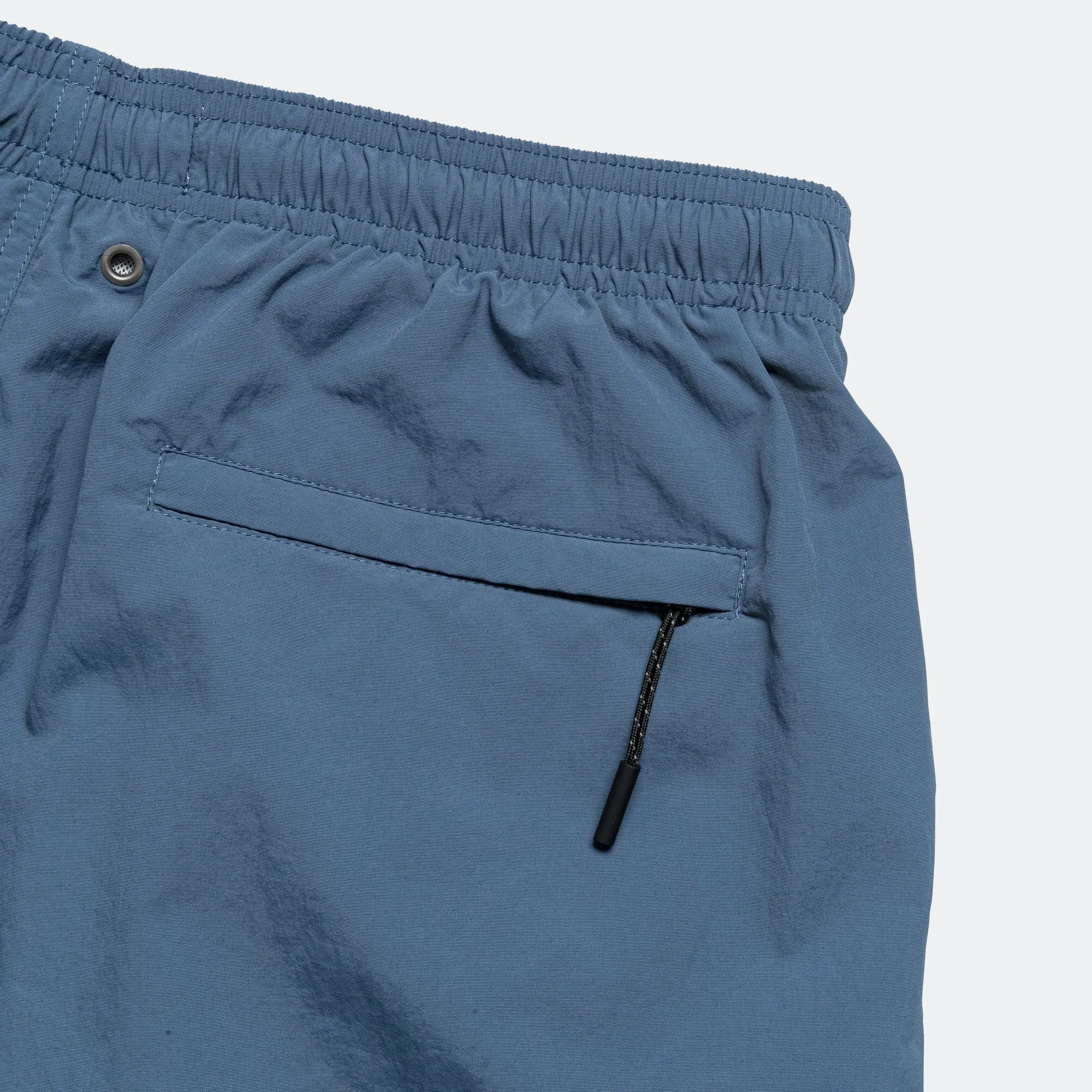 Norse Projects Kleidung Hauge Badeanzug aus recyceltem Nylon - Nebelblau