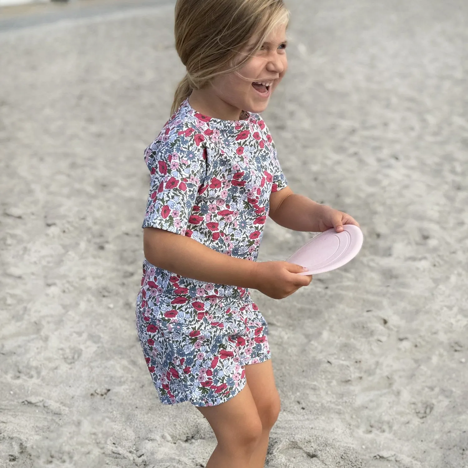 Petit Crabe Poppy & Daisy P Luna Bootneck UV-Shirt K/A - Hergestellt aus Liberty© Stoff Petit-Crabe