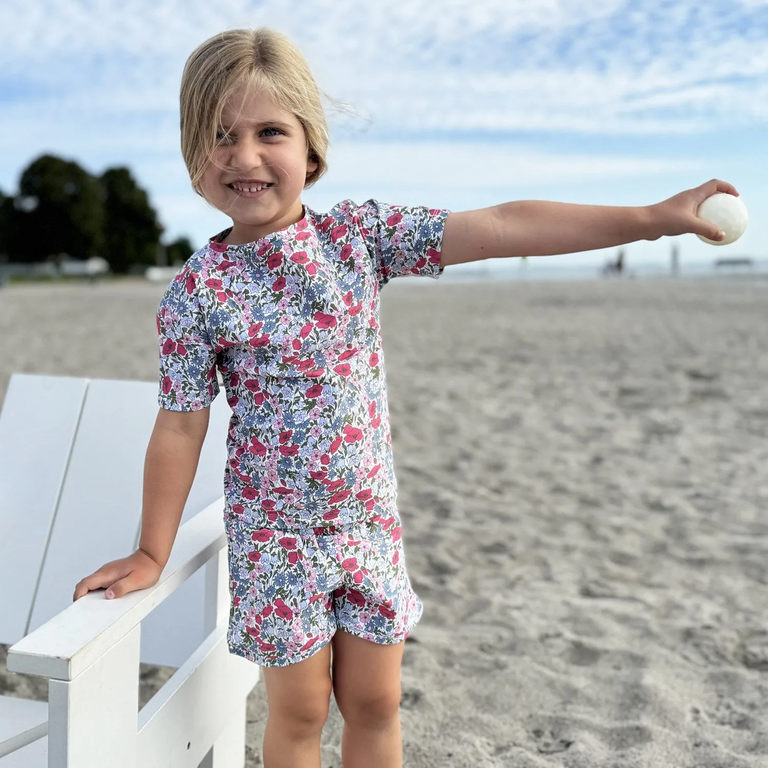 Petit Crabe Poppy & Daisy P Luna Bootneck UV-Shirt K/A - Hergestellt aus Liberty© Stoff Petit-Crabe