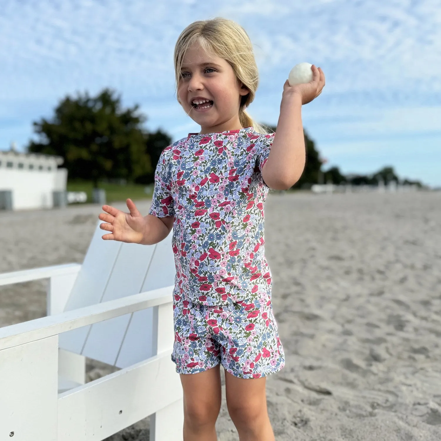 Petit Crabe Poppy & Daisy P Luna Bootneck UV-Shirt K/A - Hergestellt aus Liberty© Stoff Petit-Crabe