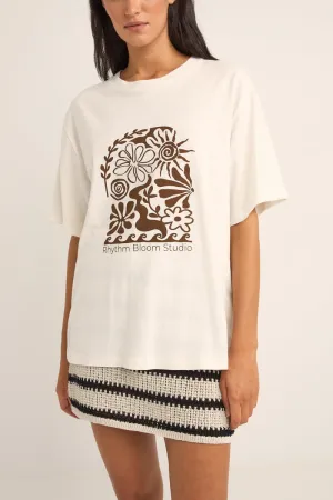 Rhythm Bloom Studio Übergroßes T-Shirt - Natur