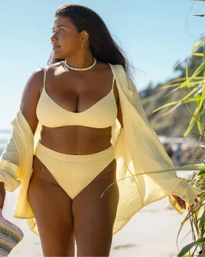 Sommerliches Bralette-Bikini-Oberteil