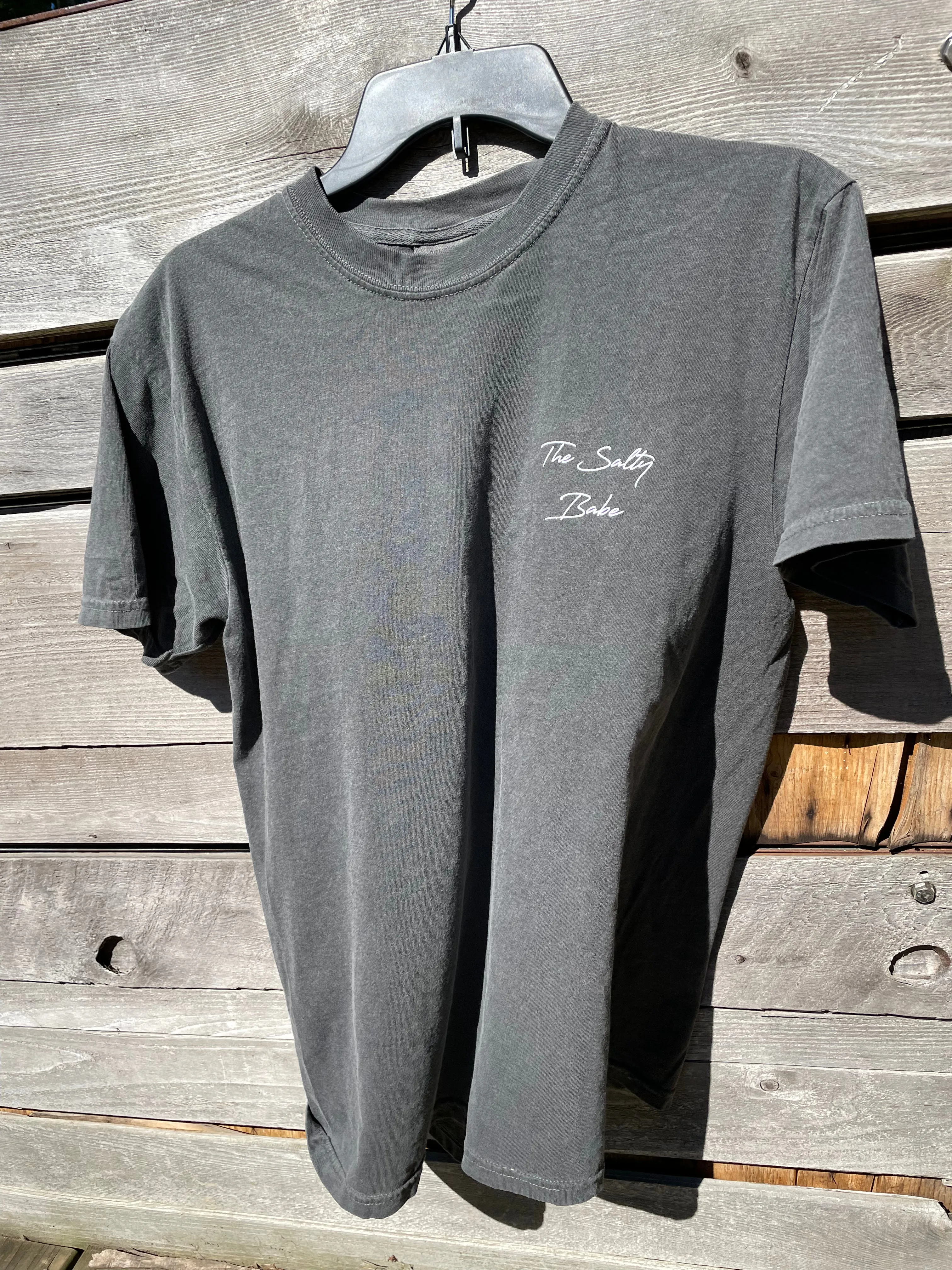 Das Salty Babe Wave T-Shirt